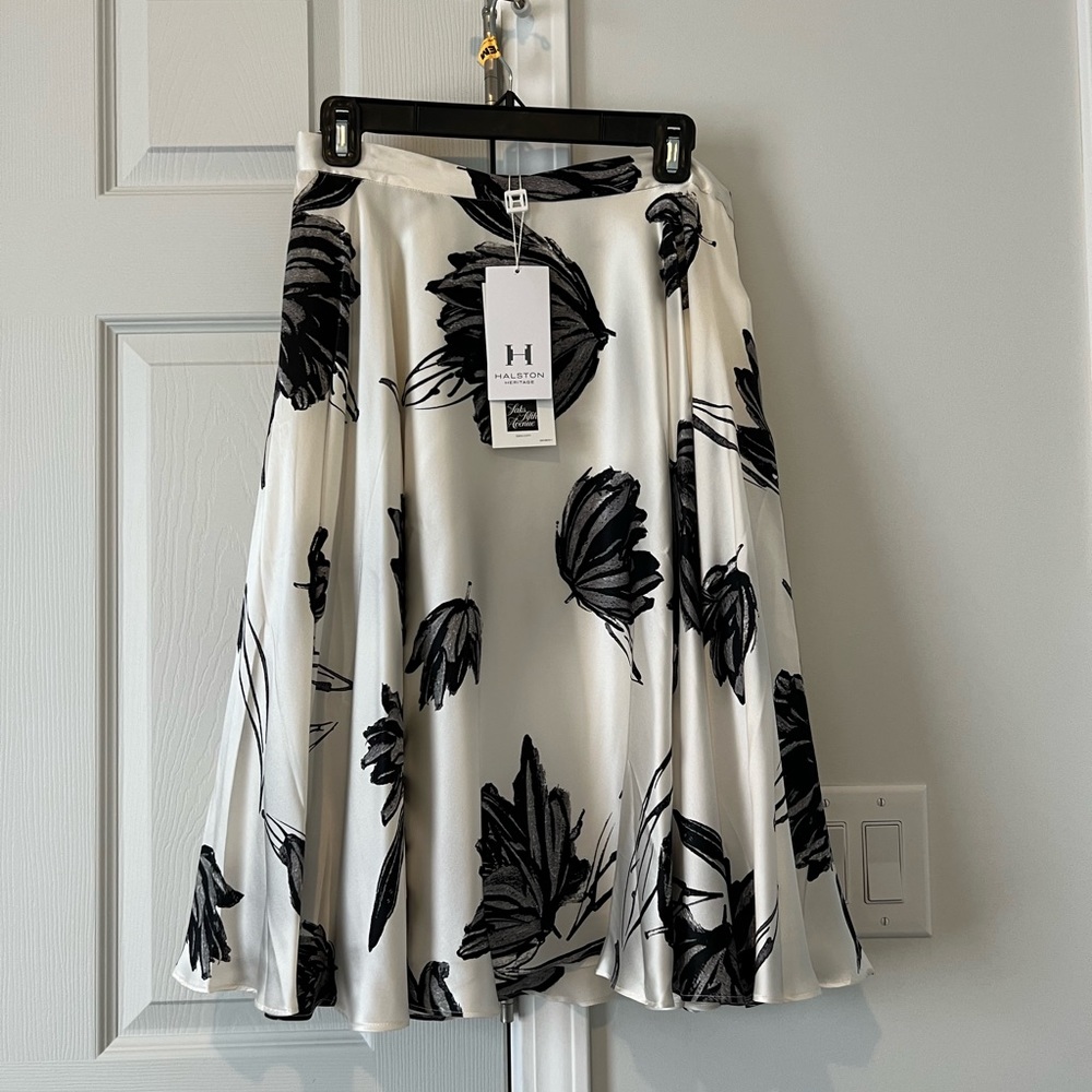 Halston NWT Full Skirt